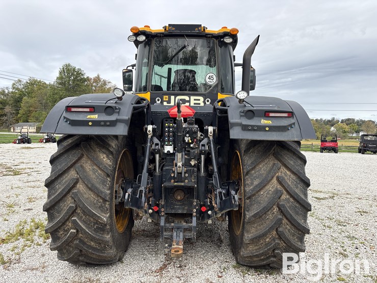 2022-jcb-8330-4wd-tractor-image-6