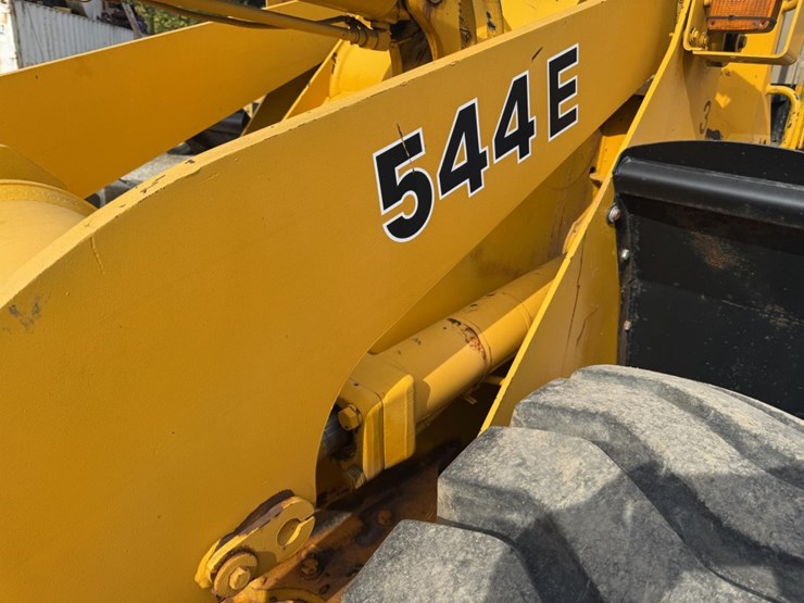 deere-544e-image-14