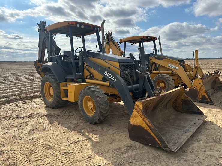 deere-310sj-image-2