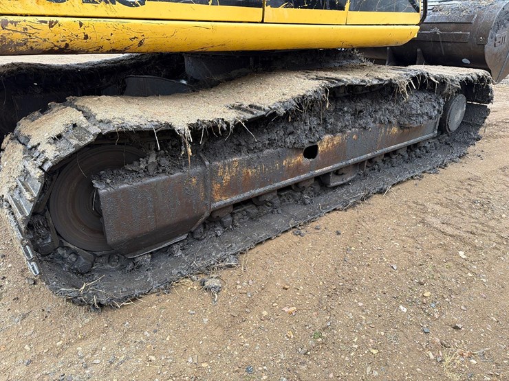 deere-160-lc-image-42