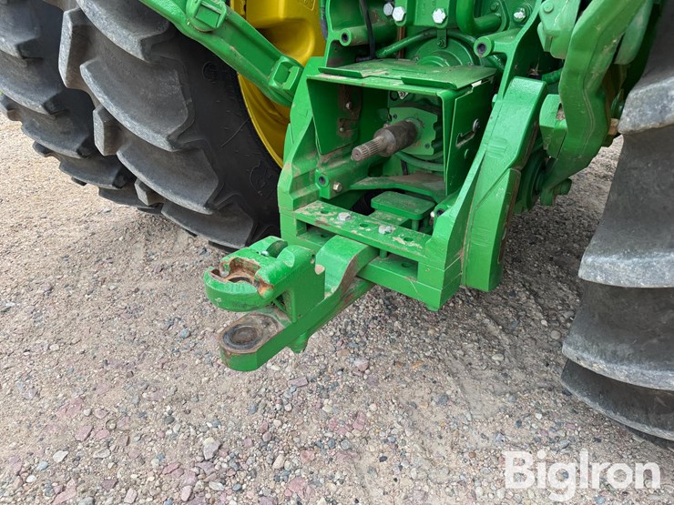 2013-john-deere-8310r-image-10