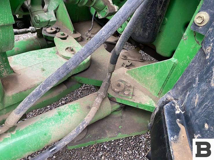 2004-john-deere-9320-image-44