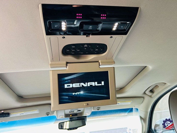 2018-gmc-yukon-denali-image-78