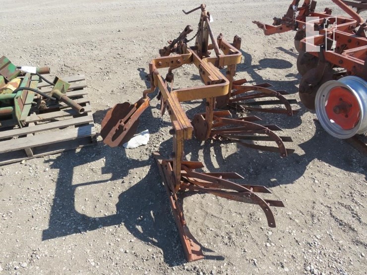 ac-3-bottom-slat-bottom-plow-135-image-3