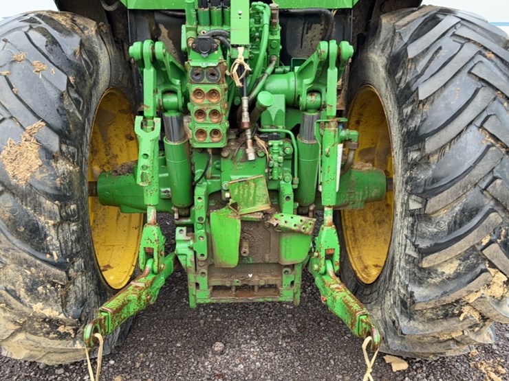 john-deere-7410-image-11