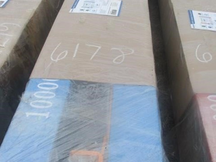 10000lbs-tow-post-lift-(blue)-irtpl-10000lbs-two-p-image-1