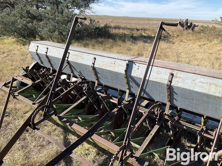 john-deere-14-image-11