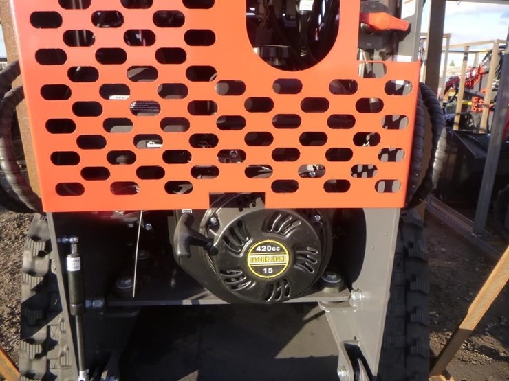 2025-agt-ysrt14-skid-steer-track-loader-image-15