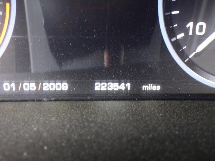 2010-land-rover-range-rover-image-14