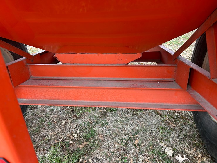 #96-•-kilbros-590-grain-cart-image-18