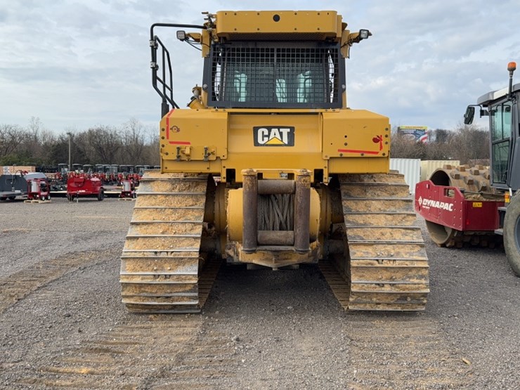 caterpillar-d6t-image-9