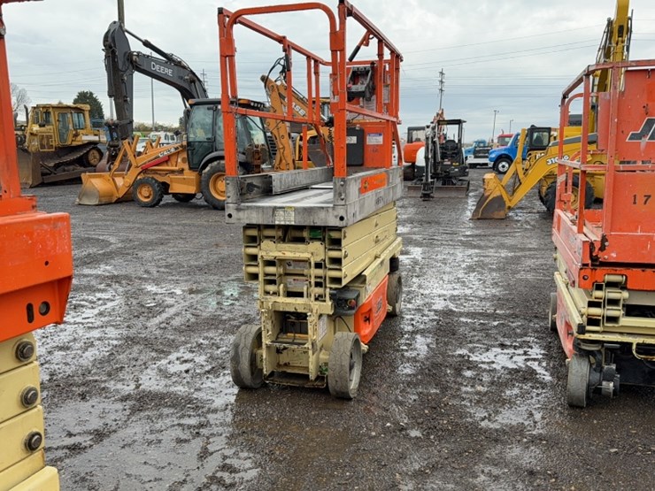 2006-jlg-2630es-image-6