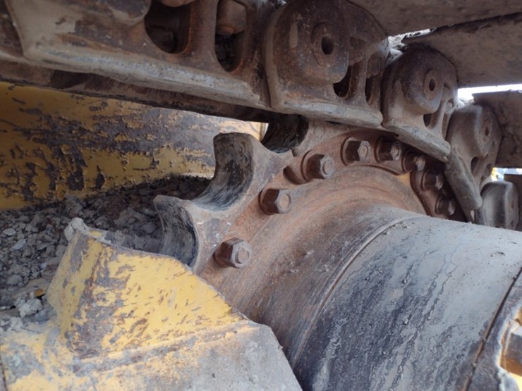 caterpillar-d5k2-lgp-image-23