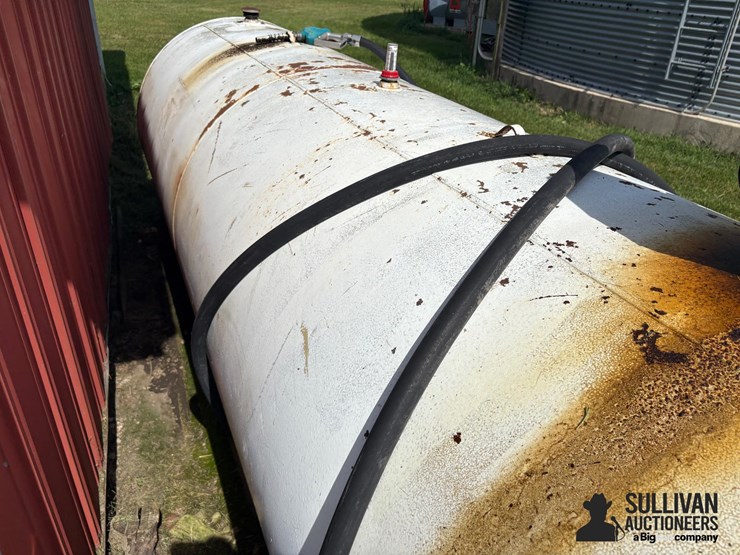 1,000-gal-fuel-tank-w/electric-pump-image-17