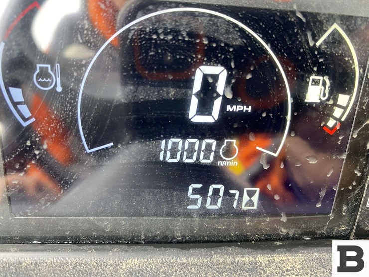 2021-john-deere-gator-image-35