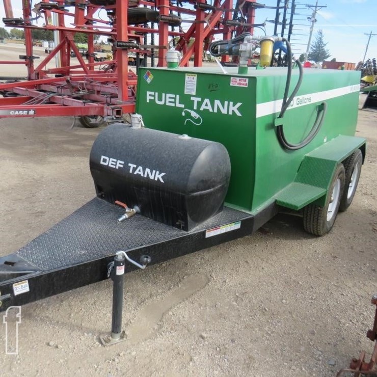 990 GAL FUEL TRAILER