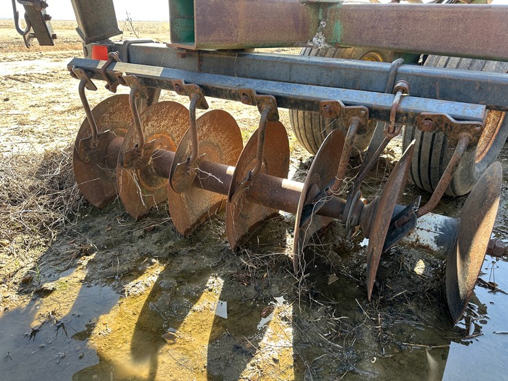 john-deere-26-image-19