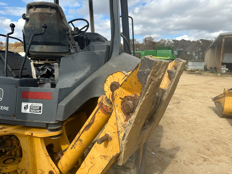 deere-310sg-image-16