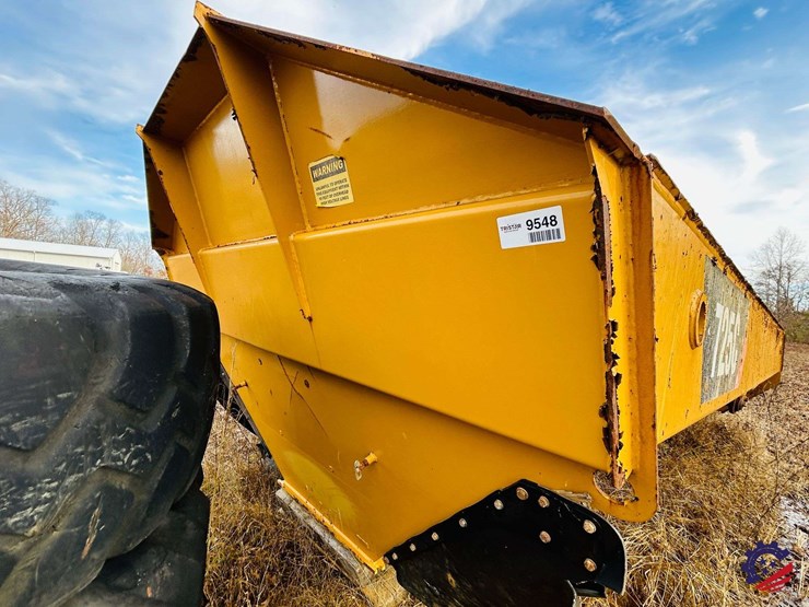 caterpillar-725c-image-10