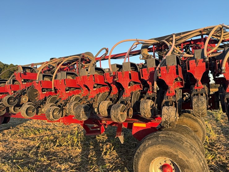 case-ih-1240-image-140