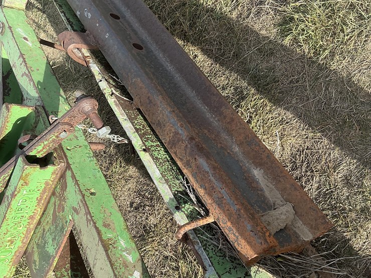 john-deere-70-image-10