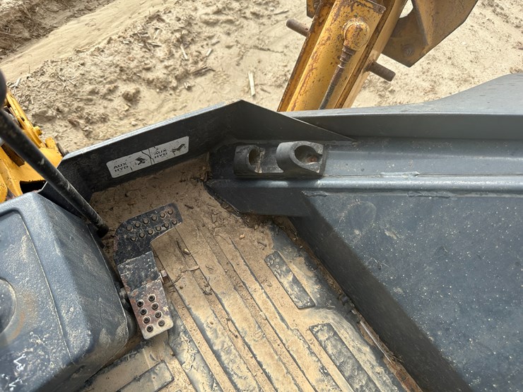 deere-310sg-image-83