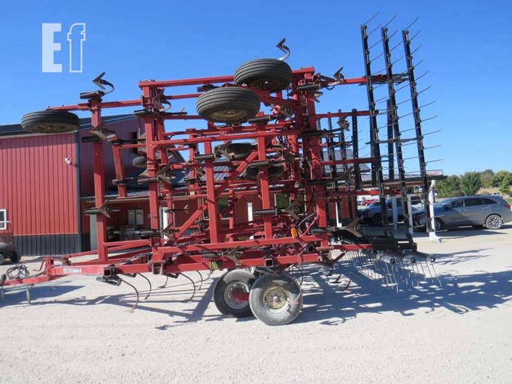 case-ih-4300-image-6