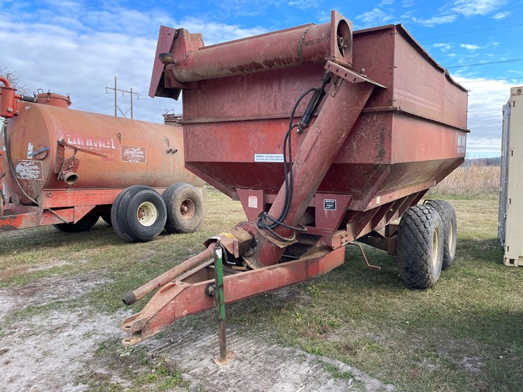 m&w-little-red-wagon-image-1