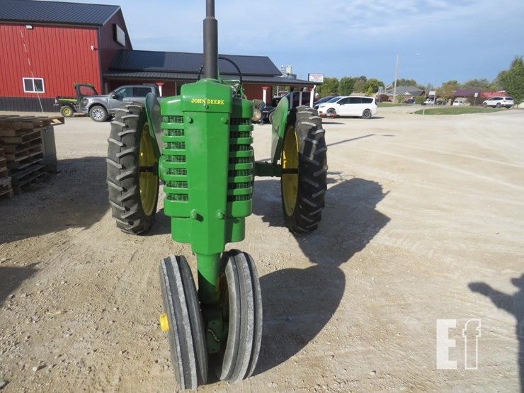 1952-john-deere-b-image-3