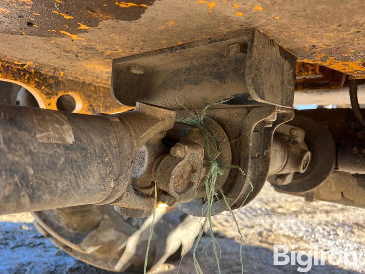 2022-jcb-409-image-12