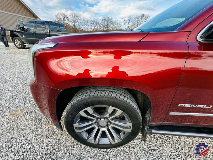 2018-gmc-yukon-denali-image-23