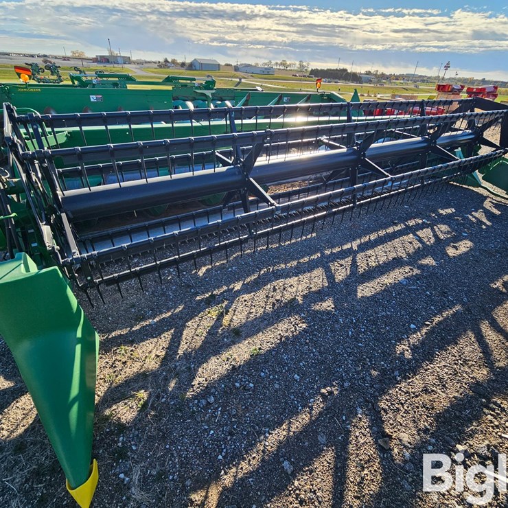 2000 JOHN DEERE 920F