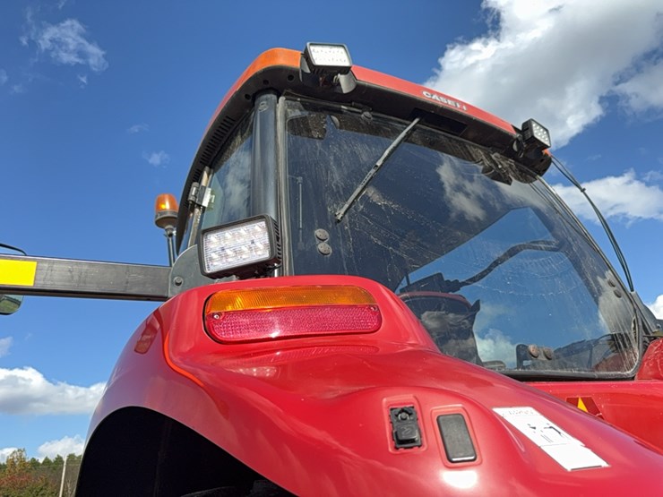 case-ih-magnum-335-image-37