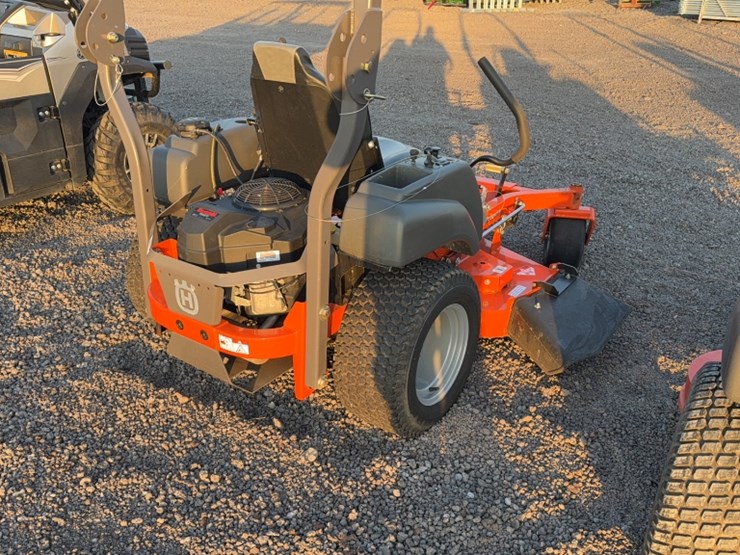 husqvarna-mzt52-image-8