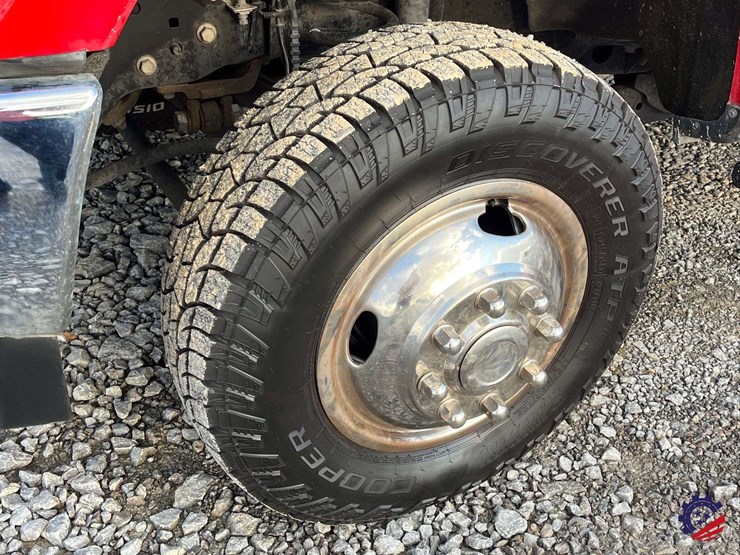 2017-ford-f350-xl-image-7