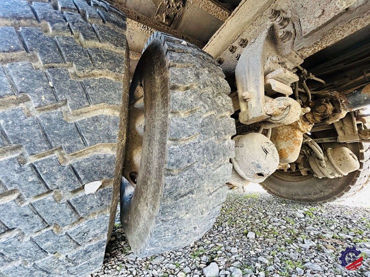 2007-peterbilt-340-image-90