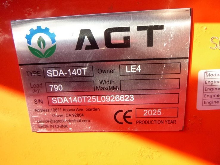 2025-agt-sda-140t-skid-steer-track-loader-image-21