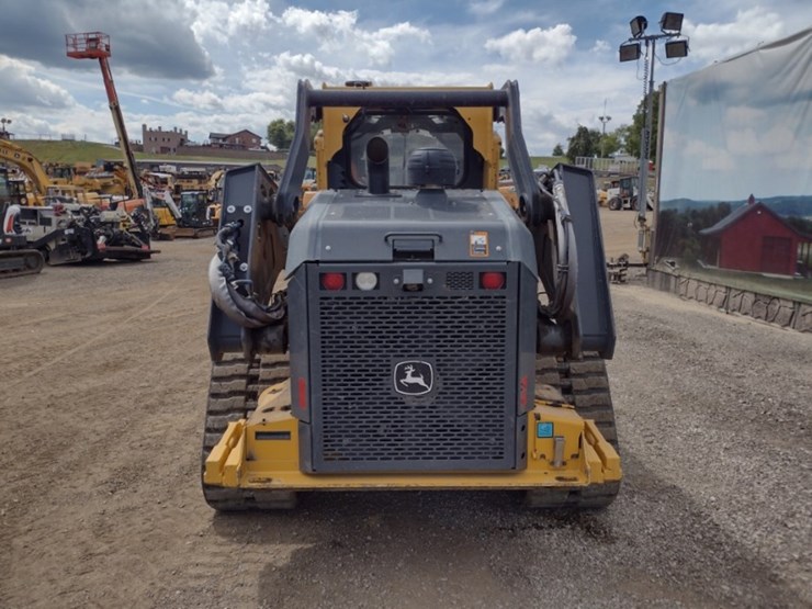 23-deere-331g-image-4