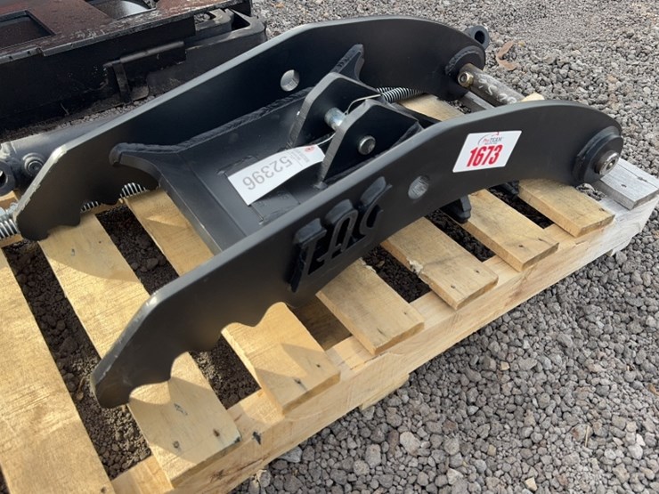 takeuchi-tb135-image-3