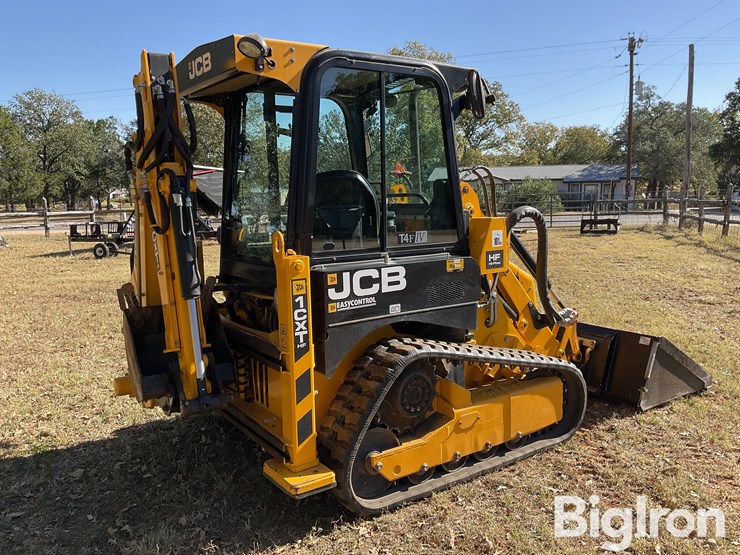 2020-jcb-1cxt-image-5