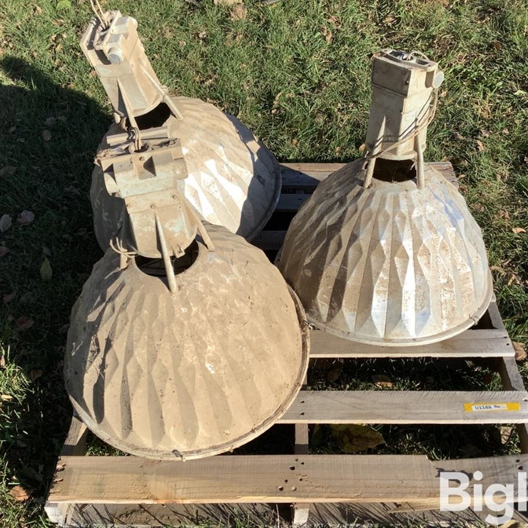 Gymnasium / Barn Lights