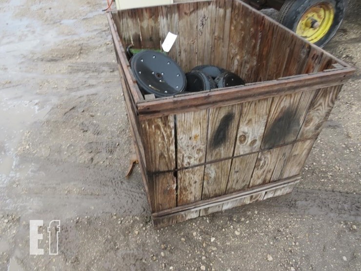 planter-press-wheels-jd-image-3