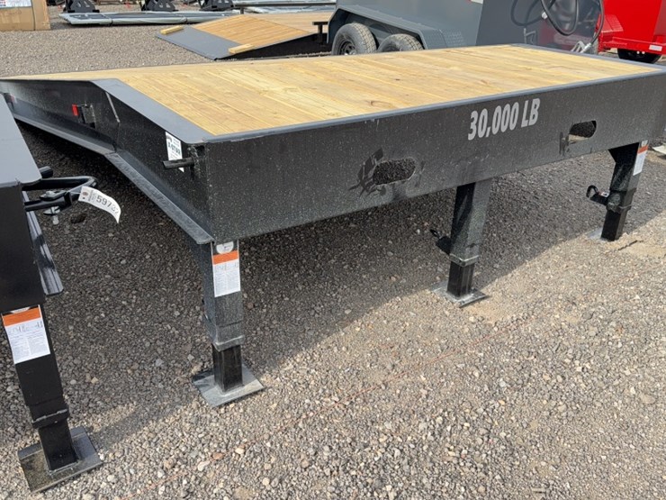 #2064-•-20'-x-101"-loading-ramp-image-2