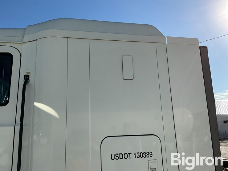 2014-mack-cxu613-t/a-truck-tractor-image-10