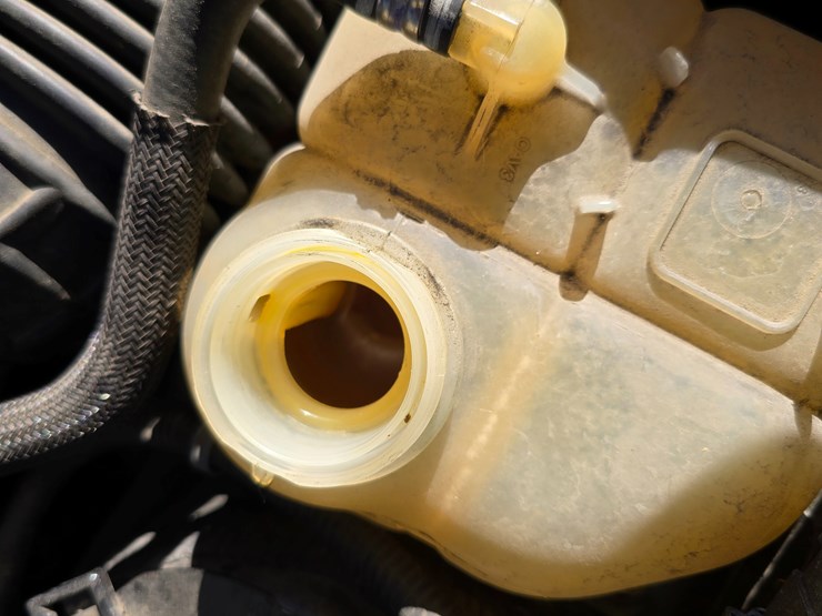 2016-jeep-cherokee-image-45