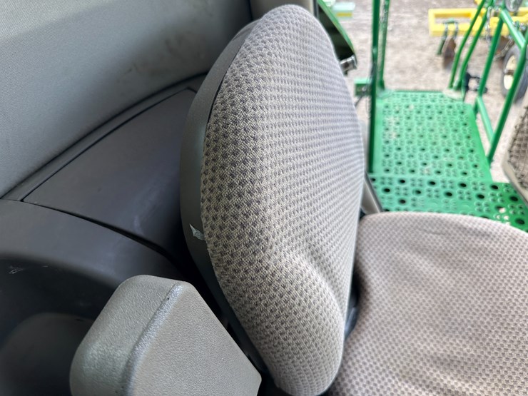 2015-john-deere-s680-image-87