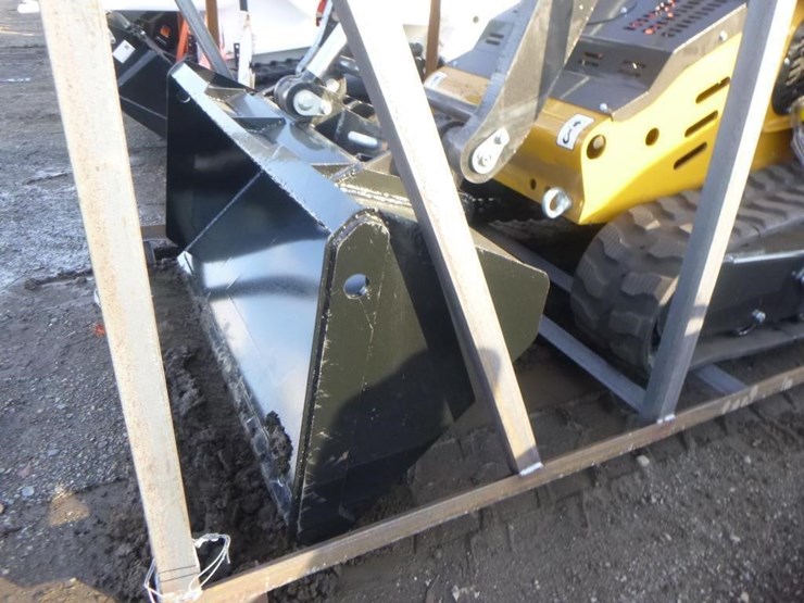 2025-cfg-ktt-(a)27-skid-steer-track-loader-image-7