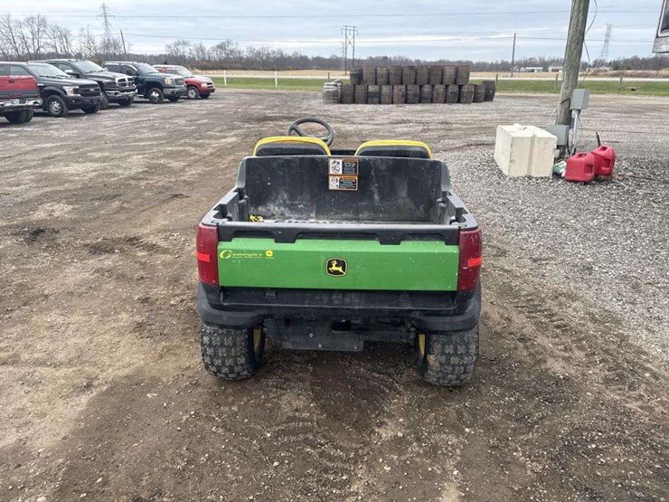 2009-john-deere-gator-image-3