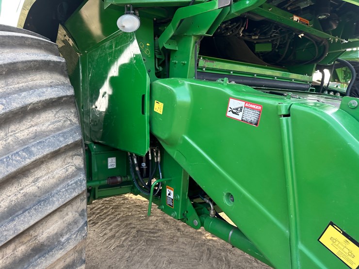 2015-john-deere-s680-image-33