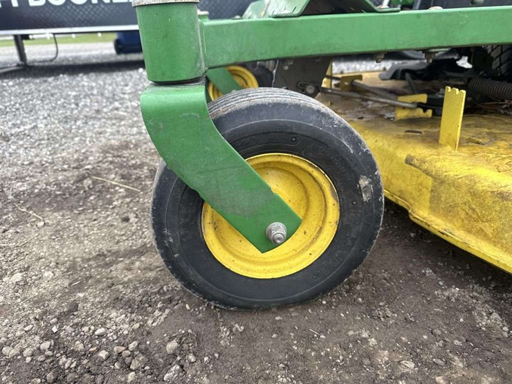 john-deere-m-image-8